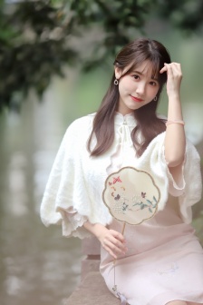 一边吃奶一边躁狂
